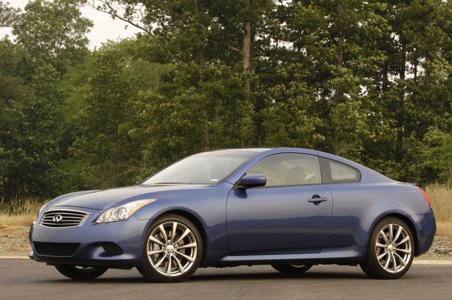  Infiniti G37 Coupe 2007 года  (фото 56 из 74)